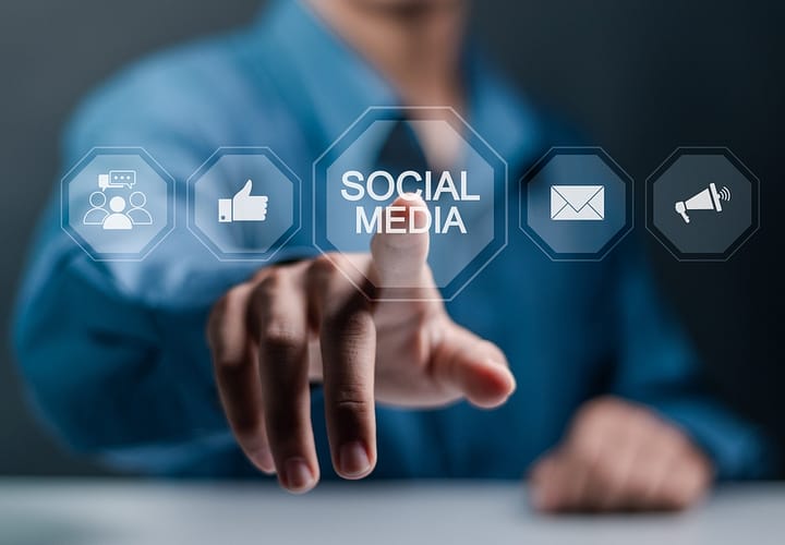 Social Media Marketing Agency in Italy 2 social media marketing agency